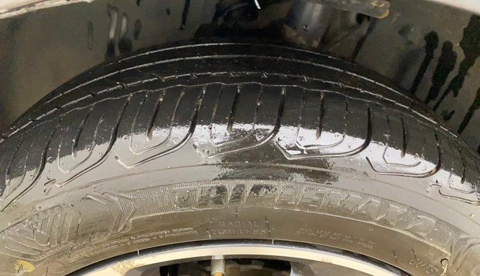 2021 Tata ALTROZ XZ PLUS PETROL, Petrol, Manual, 77,133 km, Left Front Tyre Tread