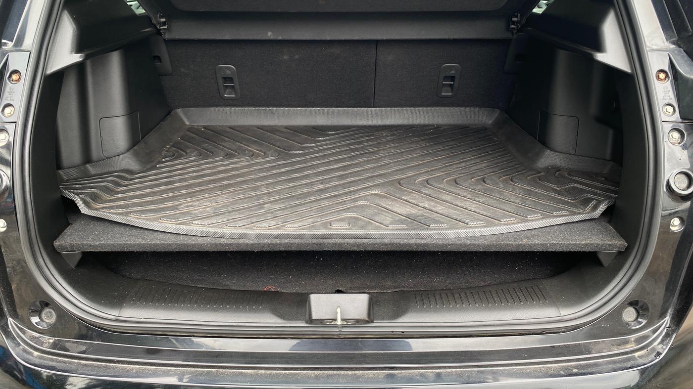 2024 Toyota URBAN CRUISER HYRYDER V HYBRID, Hybrid, Automatic, 9,094 km, Boot Inside