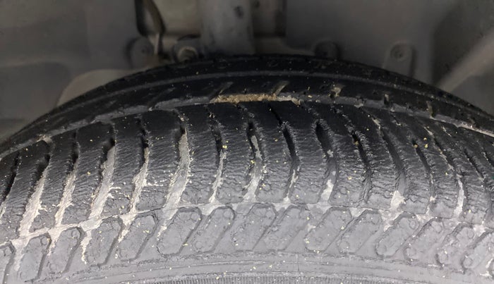 2017 Ford Ecosport TITANIUM 1.5L PETROL AT, Petrol, Automatic, 65,377 km, Right Front Tyre Tread