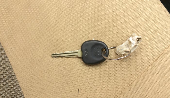 2012 Hyundai i10 SPORTZ 1.2, Petrol, Manual, 63,518 km, Key Close Up