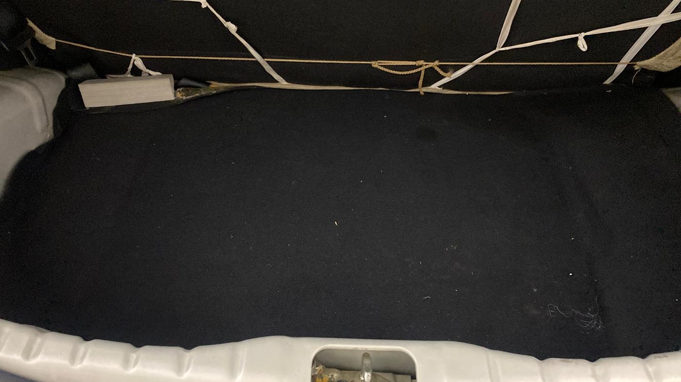 2014 Hyundai Eon MAGNA +, Petrol, Manual, 39,876 km, Boot Inside