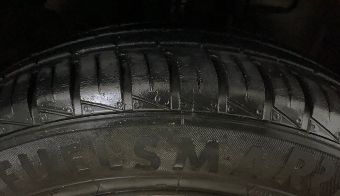 2023 Renault Kwid RXL 1.0, Petrol, Manual, 37,921 km, Right Front Tyre Tread