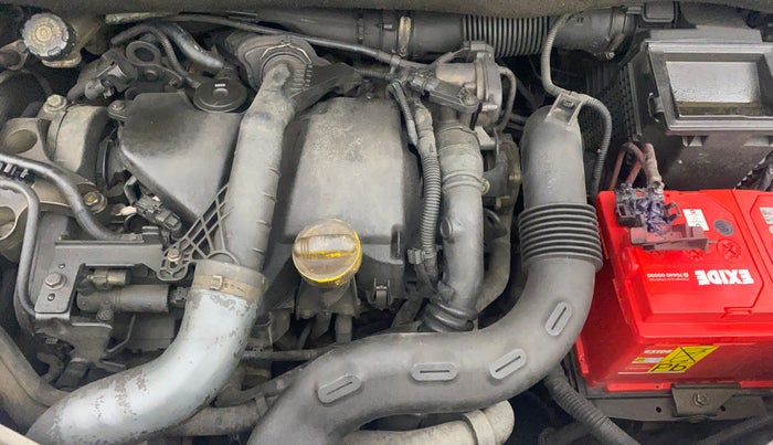 2015 Renault Lodgy 110 PS RXZ STEPWAY 7 STR, Diesel, Manual, 88,207 km, Engine View