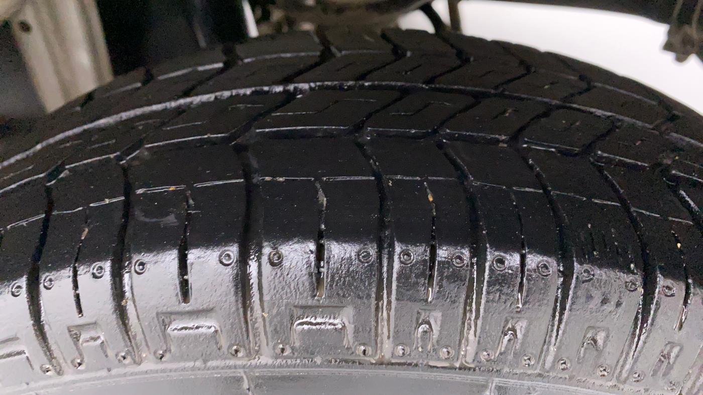 2019 Maruti Alto 800 LXI, Petrol, Manual, 15,794 km, Left Rear Tyre Tread