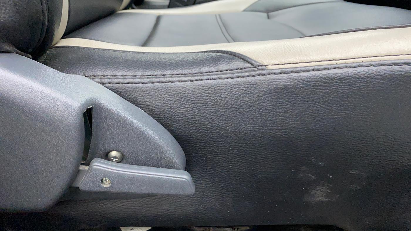 2019 Maruti Alto 800 LXI, Petrol, Manual, 15,794 km, Driver Side Adjustment Panel