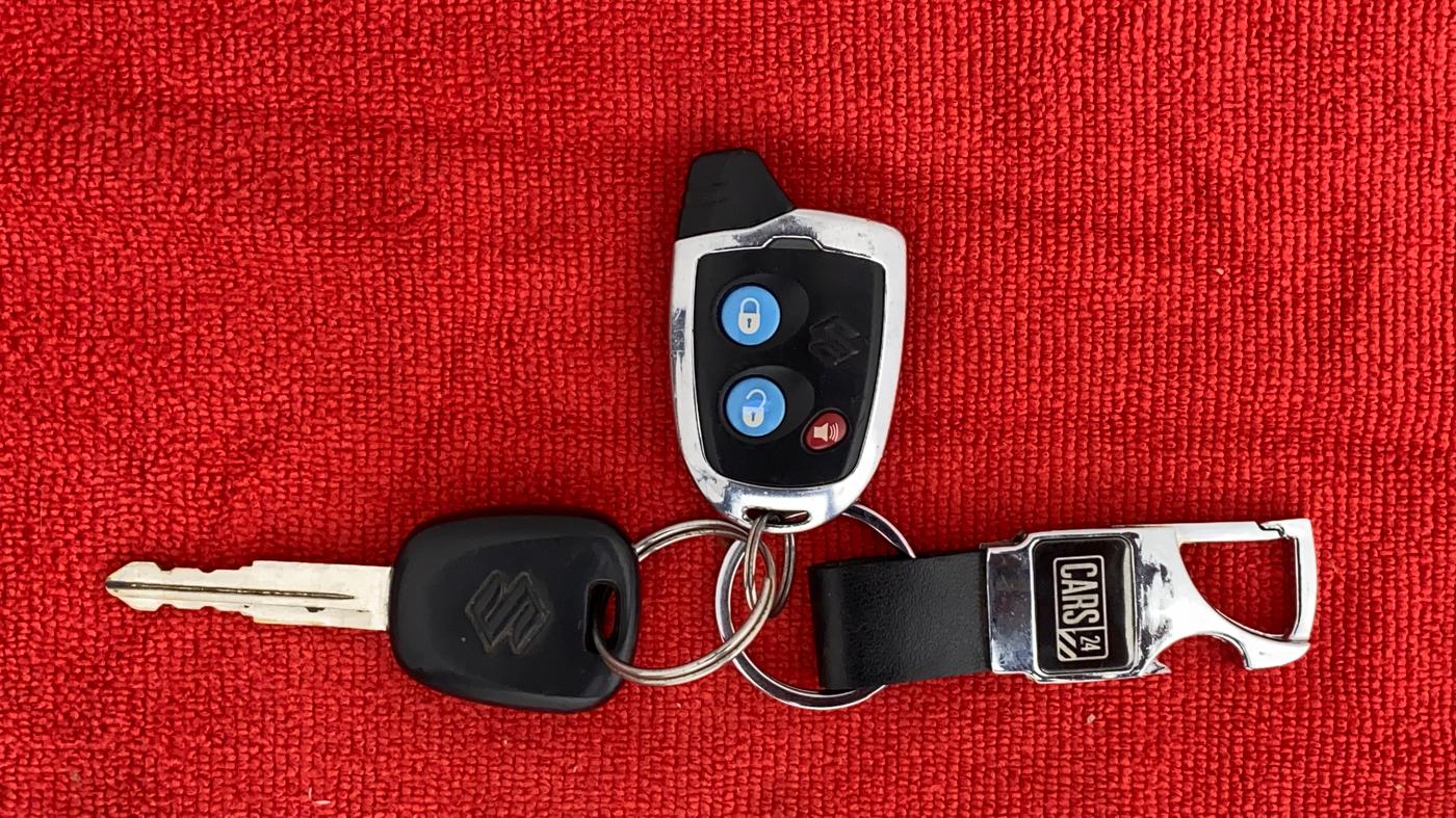 2019 Maruti Alto 800 LXI, Petrol, Manual, 15,794 km, Key Close Up