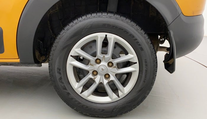 2020 Renault TRIBER RXL MT, Petrol, Manual, 31,314 km, Left Rear Wheel