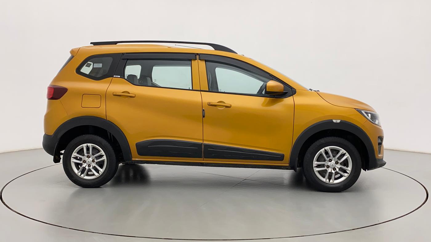 2020 Renault TRIBER RXL MT, Petrol, Manual, 31,314 km, Right Side View