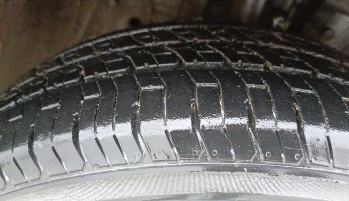 2018 Honda Amaze 1.2L I-VTEC S, CNG, Manual, 31,578 km, Right Front Tyre Tread