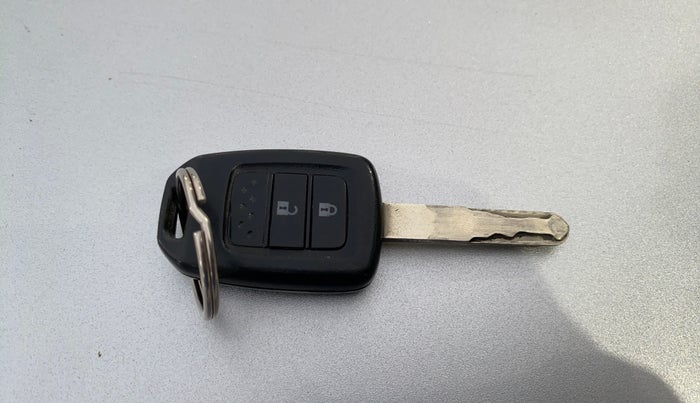 2018 Honda WR-V 1.2L I-VTEC VX MT, Petrol, Manual, 82,307 km, Key Close Up