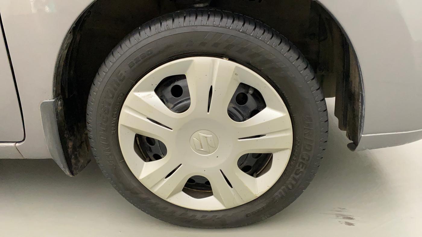 2012 Maruti Wagon R 1.0 LXI CNG, CNG, Manual, 1,12,591 km, Right Front Wheel