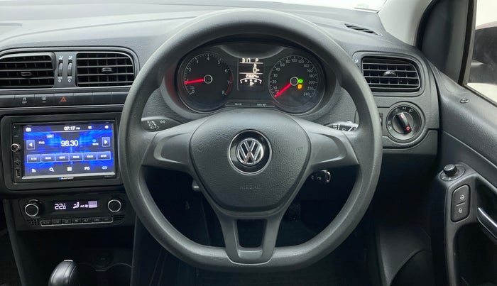 2021 Volkswagen Polo COMFORTLINE 1.0L TSI AT, Petrol, Automatic, 23,683 km, Steering Wheel Close Up