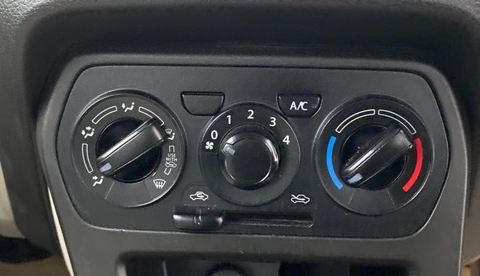 2019 Maruti New Wagon-R VXI 1.2, Petrol, Manual, 40,017 km, AC Unit - Directional switch has minor damage
