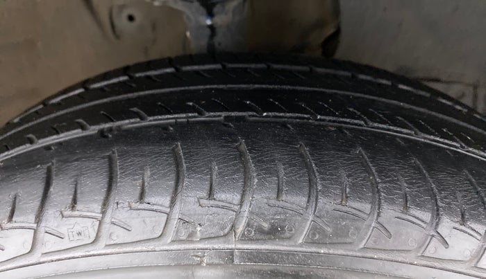 2019 Maruti New Wagon-R VXI 1.2, Petrol, Manual, 40,017 km, Right Front Tyre Tread