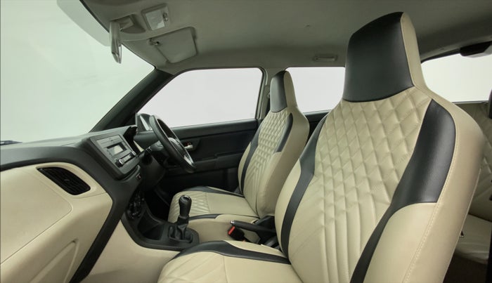 2019 Maruti New Wagon-R VXI 1.2, Petrol, Manual, 40,017 km, Right Side Front Door Cabin