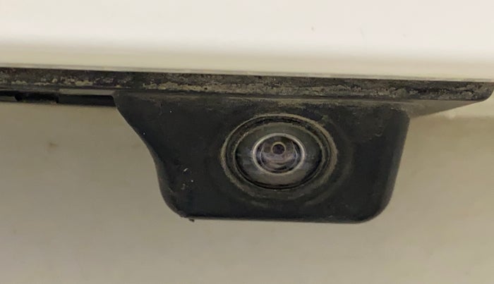 2018 Skoda Superb STYLE 1.8 TSI AT, Petrol, Automatic, 65,647 km, Parking Camera