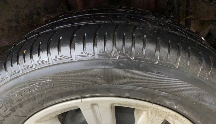 2018 Tata Tiago XZ PETROL, Petrol, Manual, 26,058 km, Left Rear Tyre Tread