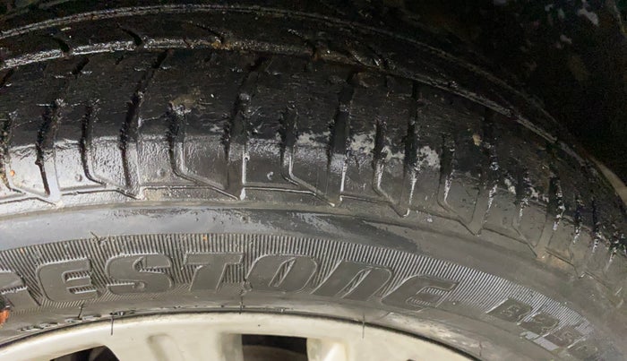 2018 Tata Tiago XZ PETROL, Petrol, Manual, 26,058 km, Left Front Tyre Tread