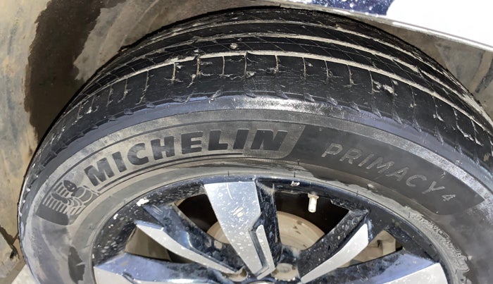 2019 MG HECTOR SHARP 2.0 DIESEL, Diesel, Manual, 97,592 km, Right Front Tyre Tread