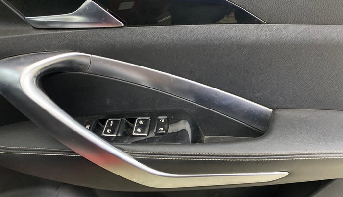 2019 MG HECTOR SHARP 2.0 DIESEL, Diesel, Manual, 97,592 km, Driver Side Door Panels Control