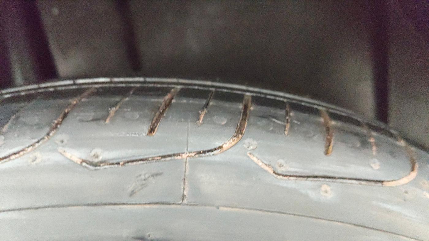 2018 Maruti Ertiga VXI AT, Petrol, Automatic, 49,298 km, Right Rear Tyre Tread