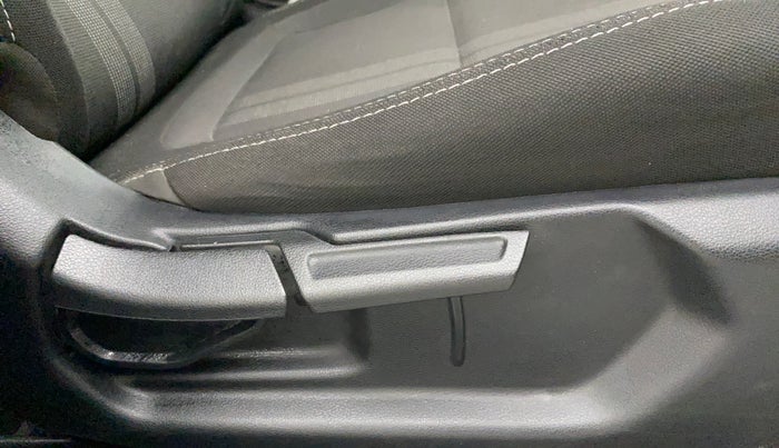 2022 Hyundai VENUE S+ 1.2, Petrol, Manual, 9,796 km, Driver Side Adjustment Panel