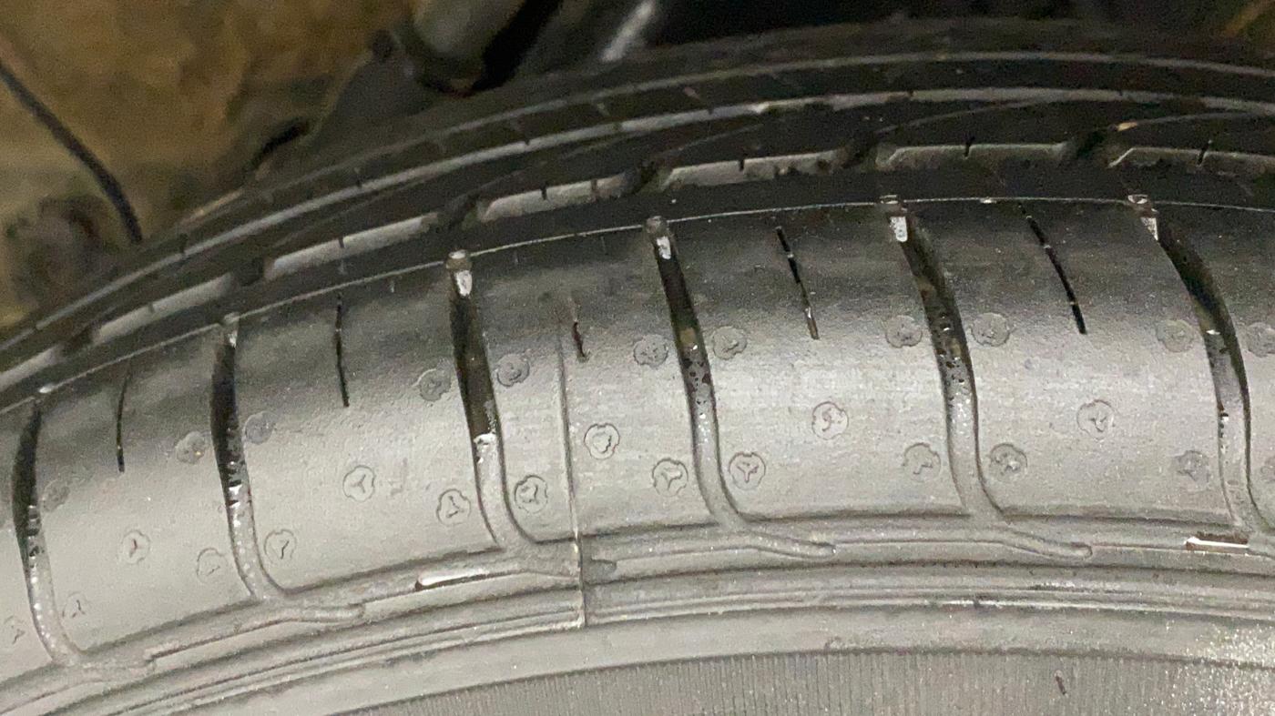 2022 Hyundai VENUE S+ 1.2, Petrol, Manual, 9,796 km, Left Rear Tyre Tread
