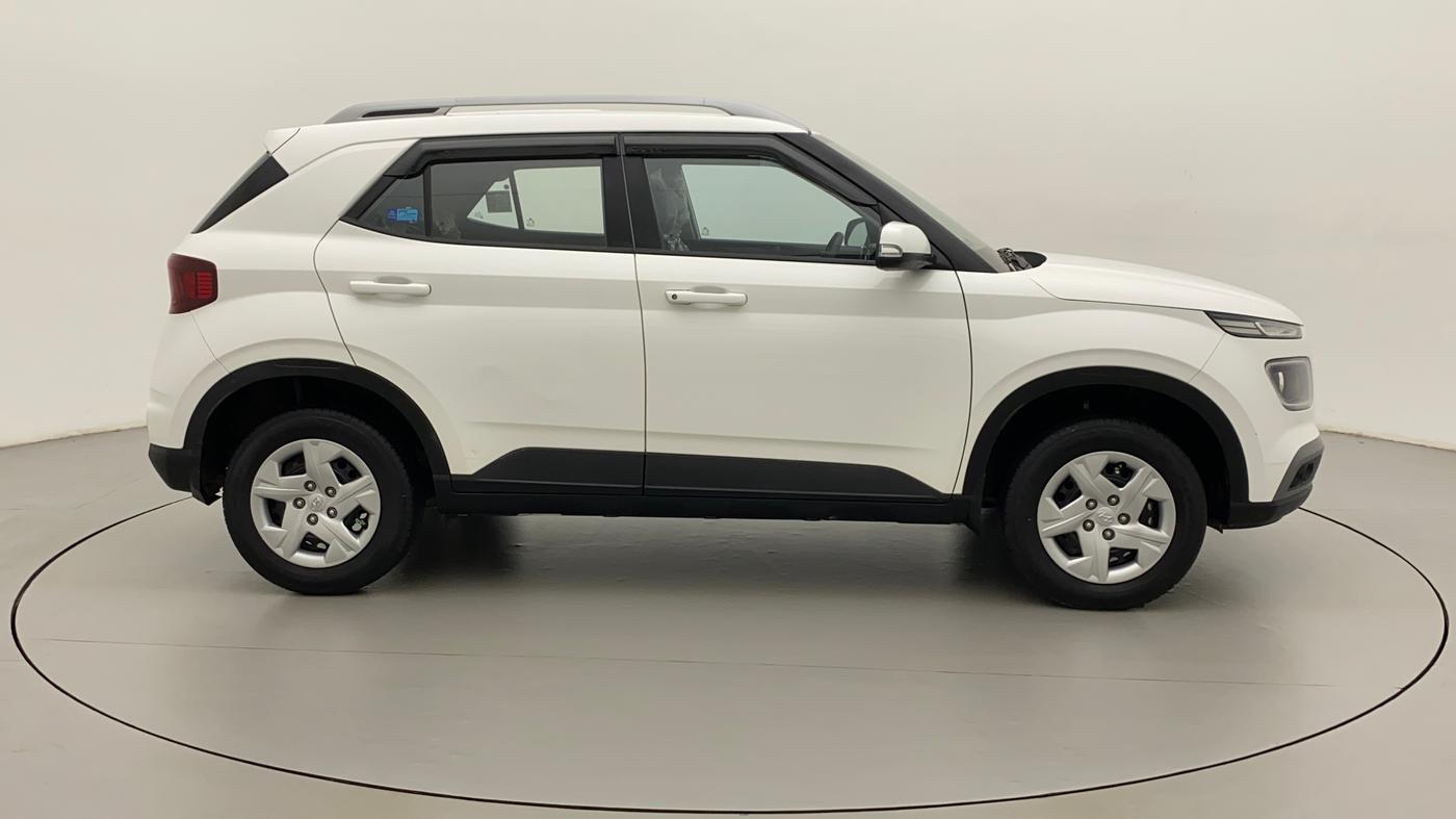 2022 Hyundai VENUE S+ 1.2, Petrol, Manual, 9,796 km, Right Side View