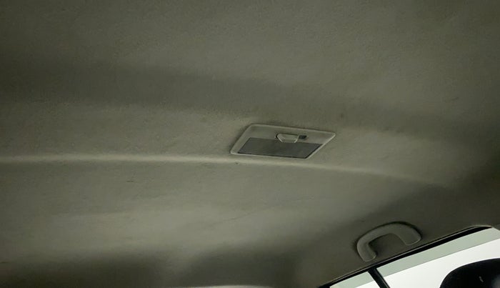2016 Maruti Swift VDI, Diesel, Manual, 89,183 km, Ceiling - Roof lining minor dirty