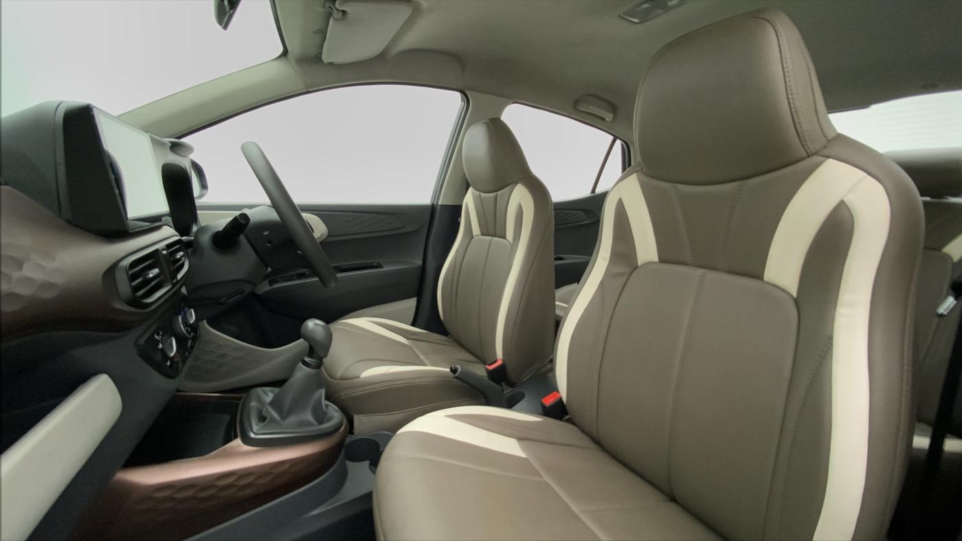 2020 Hyundai AURA S CNG, CNG, Manual, 73,189 km, Right Side Front Door Cabin