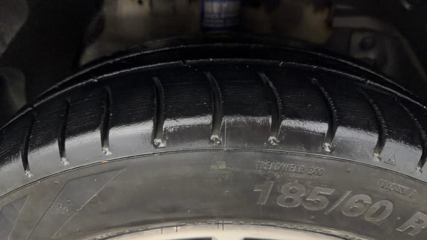 2015 Tata Zest XE PETROL, Petrol, Manual, 67,540 km, Right Front Tyre Tread
