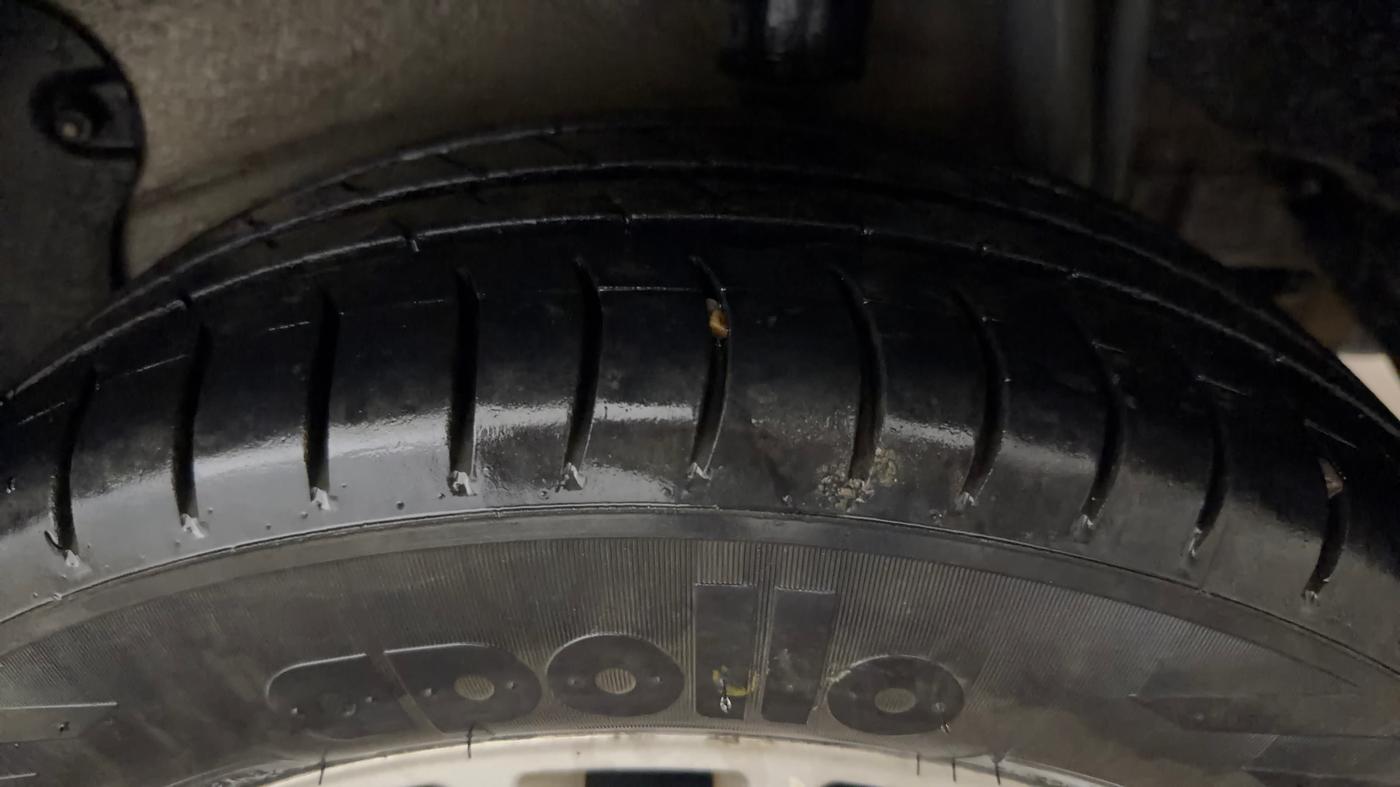2015 Tata Zest XE PETROL, Petrol, Manual, 67,540 km, Left Rear Tyre Tread