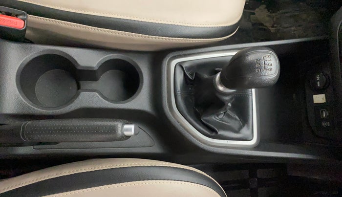 2015 Hyundai Creta SX PLUS 1.6 PETROL, Petrol, Manual, 55,540 km, Gear Lever