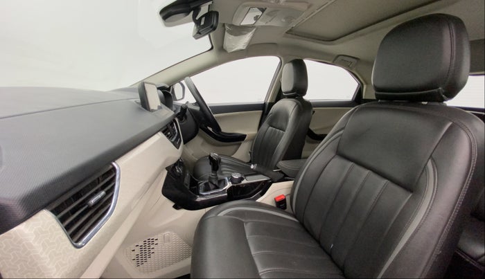 2022 Tata NEXON XZ PLUS (HS) DIESEL, Diesel, Manual, 31,035 km, Right Side Front Door Cabin