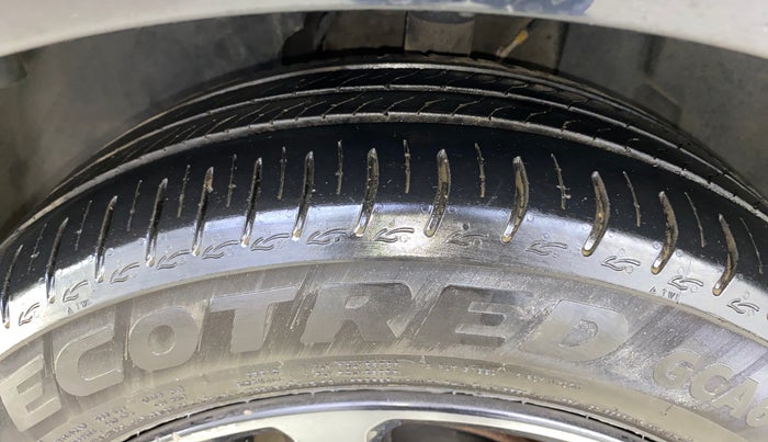 2023 Tata ALTROZ XZ PLUS DIESEL DARK EDITION, Diesel, Manual, 25,451 km, Left Front Tyre Tread