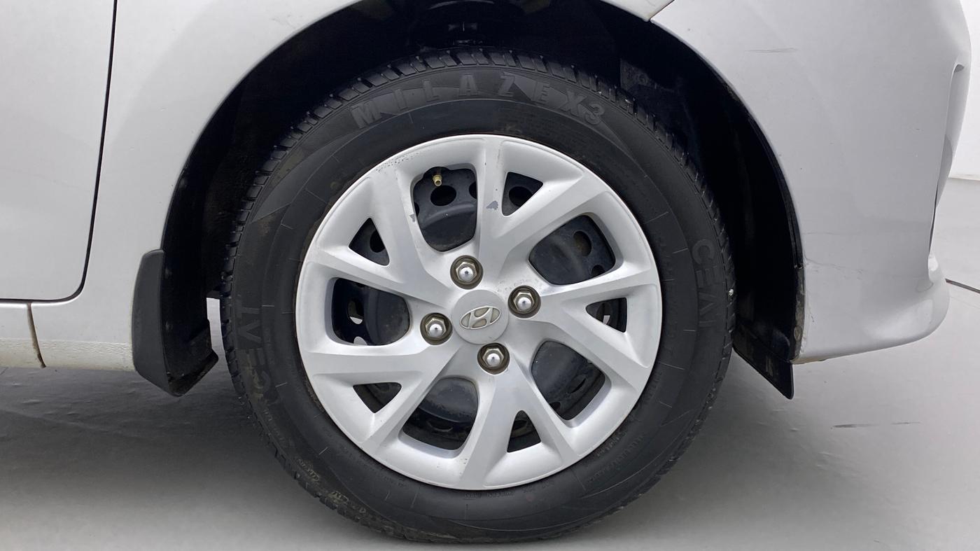 2017 Hyundai Grand i10 MAGNA 1.2 VTVT, Petrol, Manual, 97,791 km, Right Front Wheel