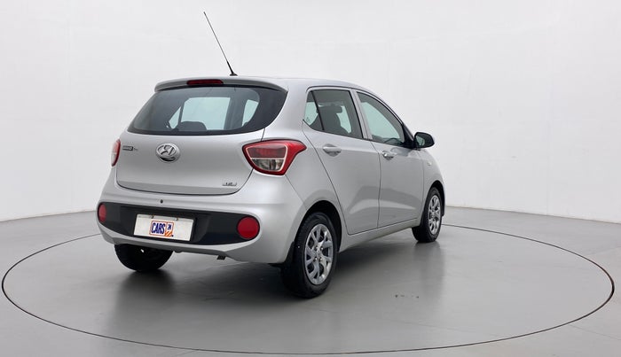 2017 Hyundai Grand i10 MAGNA 1.2 VTVT, Petrol, Manual, 97,791 km, Right Back Diagonal
