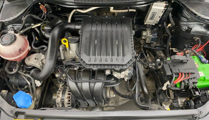 2019 Volkswagen Polo TRENDLINE 1.0L, Petrol, Manual, 69,775 km, Open Bonet