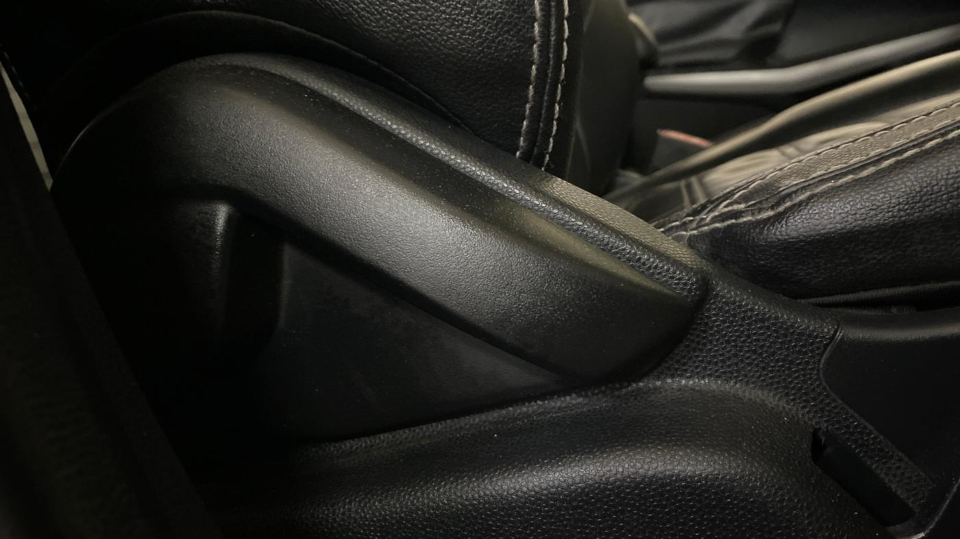 2018 Ford Ecosport TITANIUM + 1.5L PETROL AT, Petrol, Automatic, 58,274 km, Driver Side Adjustment Panel
