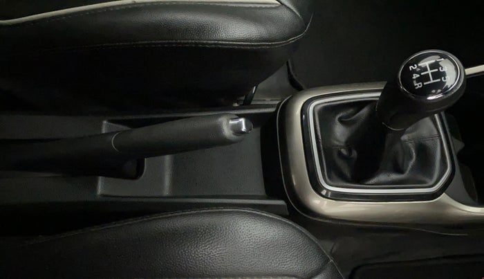 2017 Maruti IGNIS DELTA 1.2, Petrol, Manual, 43,162 km, Gear Lever