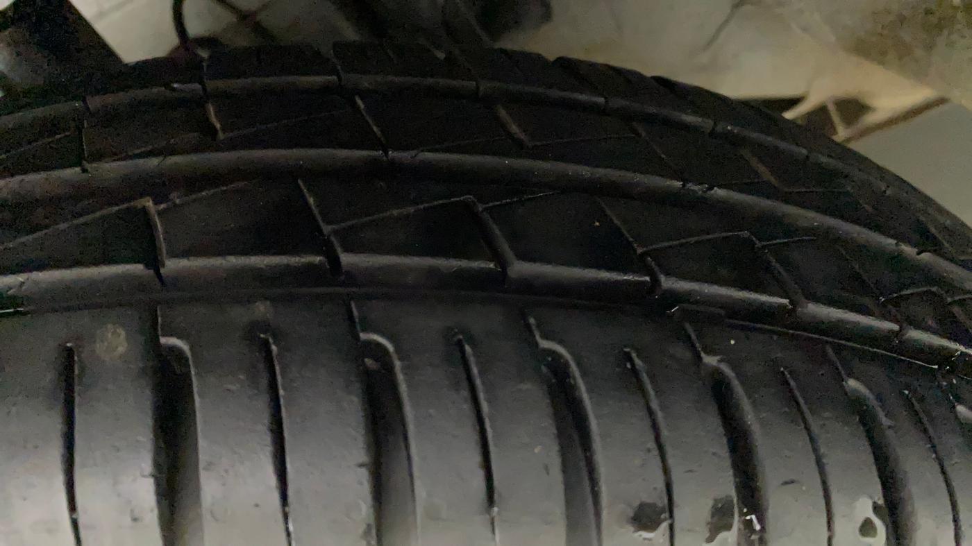 2022 Renault Kwid RXL 1.0, Petrol, Manual, 4,480 km, Left Front Tyre Tread