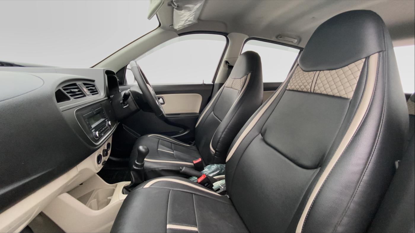 2019 Maruti Alto VXI, Petrol, Manual, 41,704 km, Right Side Front Door Cabin View