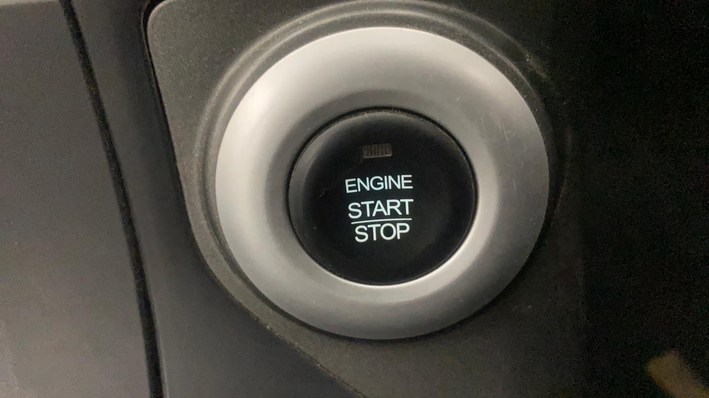 2018 Mahindra XUV500 W10, Diesel, Manual, 55,972 km, Keyless Start/ Stop Button