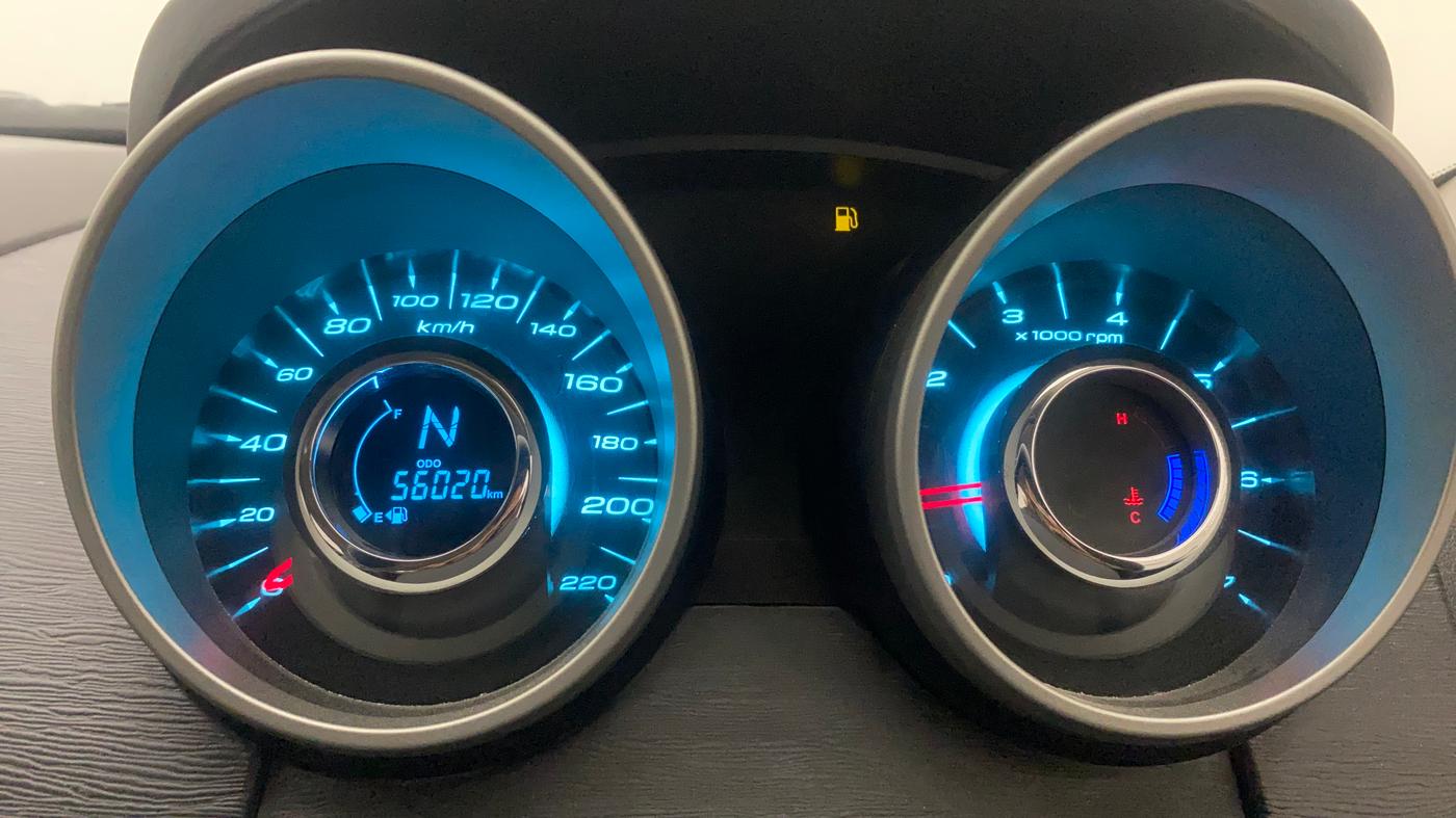 2018 Mahindra XUV500 W10, Diesel, Manual, 55,972 km, Odometer Image
