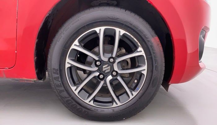 2018 Maruti Swift ZXI+, Petrol, Manual, 80,457 km, Right Front Wheel
