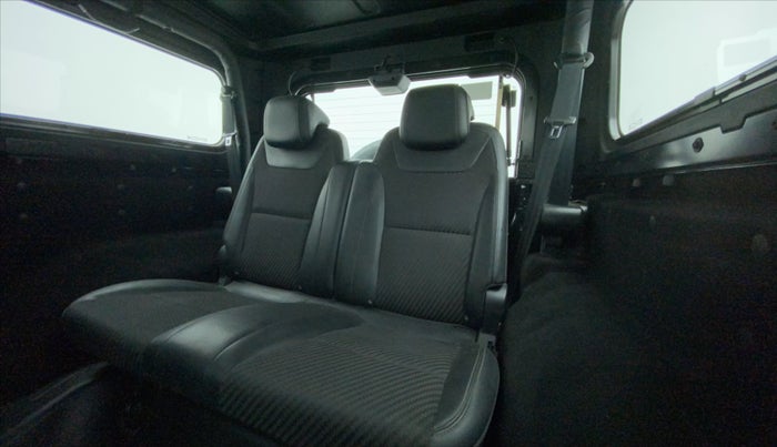 2021 Mahindra Thar LX PETROL HT 4WD AT, Petrol, Automatic, 52,389 km, Right Side Rear Door Cabin