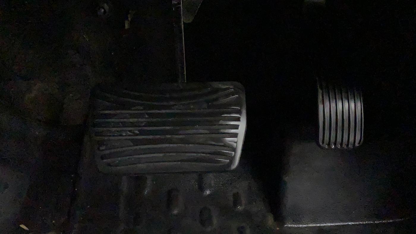 2021 Mahindra Thar LX PETROL HT 4WD AT, Petrol, Automatic, 52,389 km, Pedals