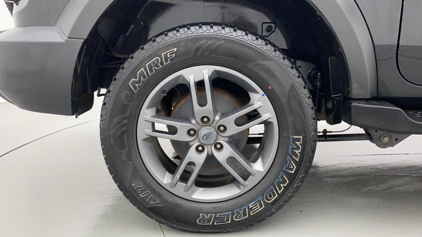 2021 Mahindra Thar LX PETROL HT 4WD AT, Petrol, Automatic, 52,389 km, Right Rear Wheel
