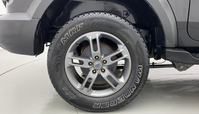 2021 Mahindra Thar LX PETROL HT 4WD AT, Petrol, Automatic, 52,389 km, Right Rear Wheel