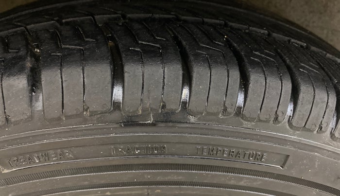 2014 Maruti Celerio VXI AMT, Petrol, Automatic, 71,459 km, Right Rear Tyre Tread